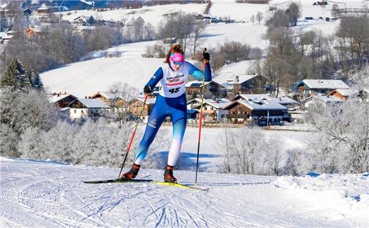 „Krass motiviert“: Nach Platz zwei bei den deutschen Meisterschaften geht Silvana Ropeter, hier bei einem Deutschlandpokal in Bayern, den nächsten Winter mit noch mehr Elan an. Foto: Privat