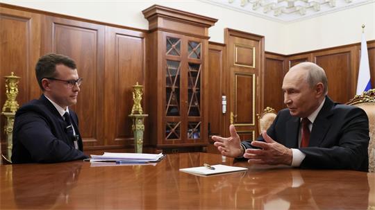 Kremlchef Wladimir Putin hat der Ukraine mit harten Antworten gedroht auf die jüngsten Drohnenangriffe auf russische Ziele.