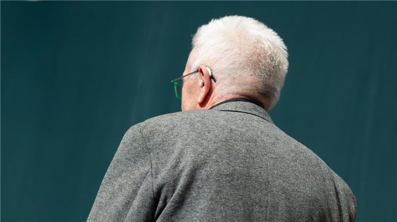 Kretschmann sagt Tschüss - ob er der Öffentlichkeit den Rücken kehrt, ist noch offen. 