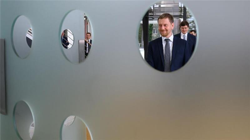 Kretschmer im Fokus - neuer Landtag kommt erstmals in Dresden zusammen