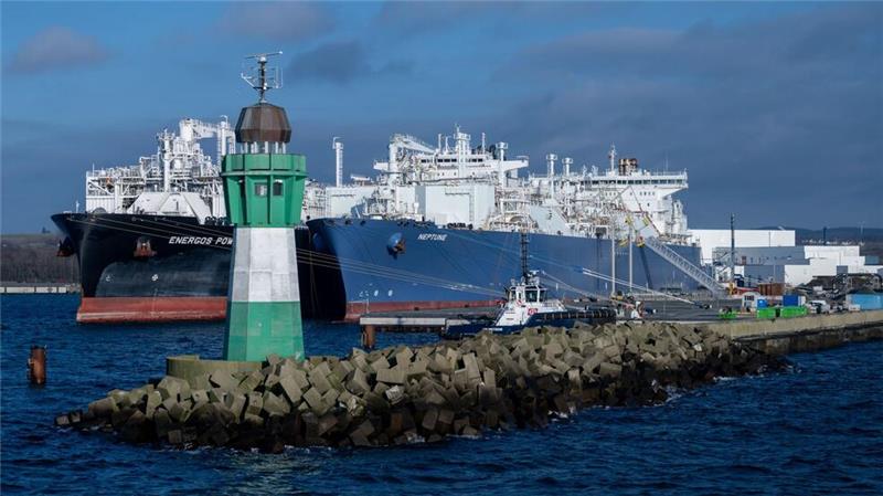 Kritiker halten die LNG-Infrastruktur für überdimensioniert, teuer und umweltgefährdend.