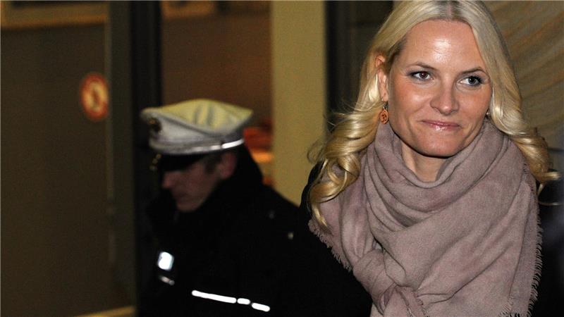 Jetzt redet Mette-Marit: So war ihre Freundschaft zu Epstein Kronprinzessin Mette-Marit im Jahr 2012: Zu dieser Zeit hatte sie Kontakt zu Epstein.