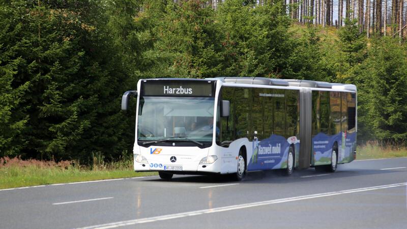Buslinie 840 steuert ab Herbst auch Torfhaus an Künftig fährt die Buslinie 840 nicht mehr nur bis Altenau, sondern deckt auch noch Torfhaus mit ab.