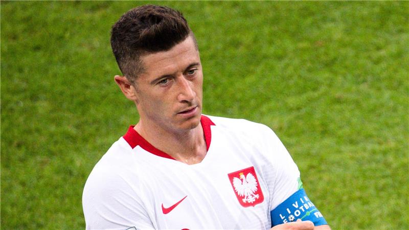 Zoff in Polen: Lewandowski erklärt vorläufig Rücktritt Künftig nicht mehr Kapitän? Robert Lewandowski ist sauer.
