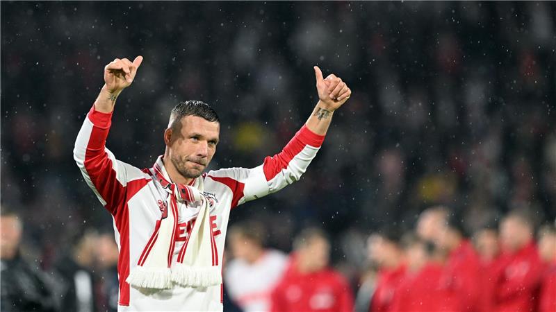 Kult in Köln: Lukas Podolski hat früh die Herzen der FC-Fans erobert. (Archivbild)