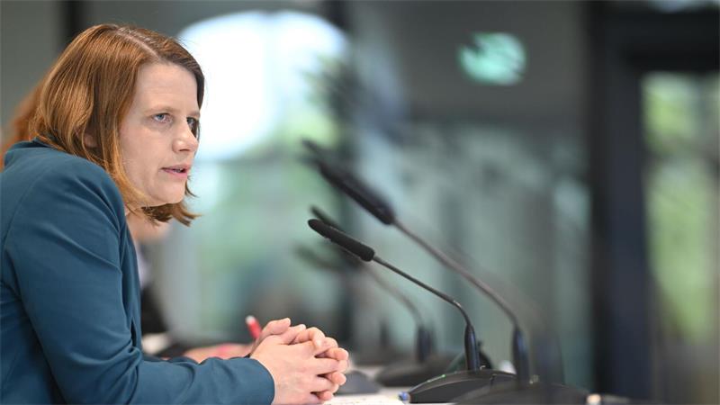 Hilfe statt Knast – Was Schulschwänzer überzeugen soll Kultusministerin Hamburg will die Unterstützung für die Kinder in den Mittelpunkt rücken. (Archivbild)