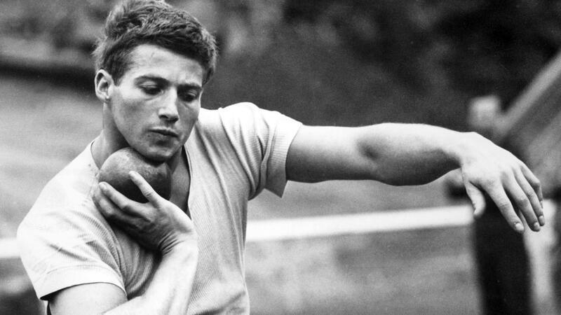 Weltrekord und Bronze: Ex-Zehnkämpfer Bendlin ist tot Kurt Bendlin beim Kugelstoßen.