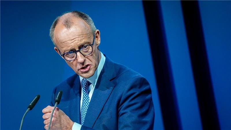 Kurz vor der geplanten Wahl von Merz als Bundeskanzler liegt die Union laut ZDF-Politbarometer bei der Sonntagsfrage wieder vorn. (Archivbild)