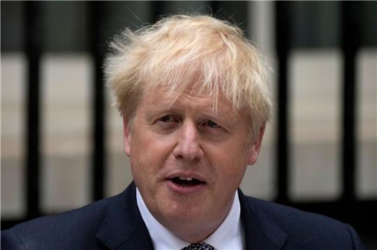 Lässt seine Anwaltskosten von bisher mehr als 220.000 Euro vom Staat bezahlen: Boris Johnson.