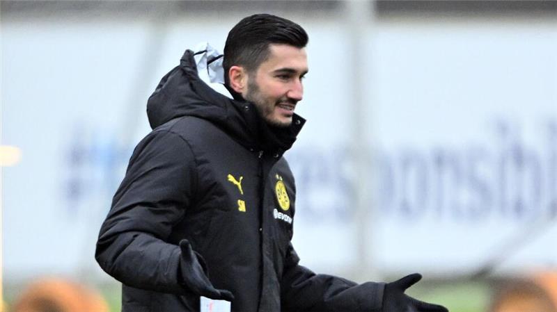 Lässt sich die Freude an seinem Trainerjob auch in der Krise nicht nehmen: Nuri Sahin.