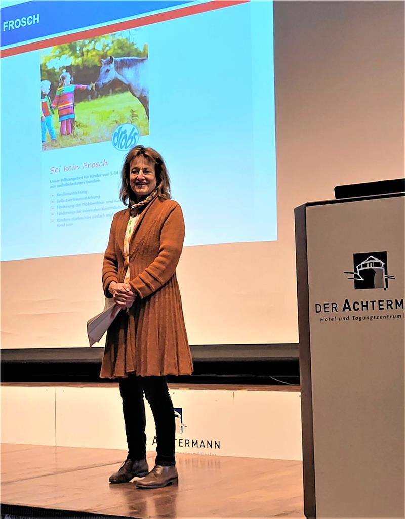 Landesdrogenbeauftragte Bärbel Lörcher-Straßburg beim Fachtag.  Foto: Privat
