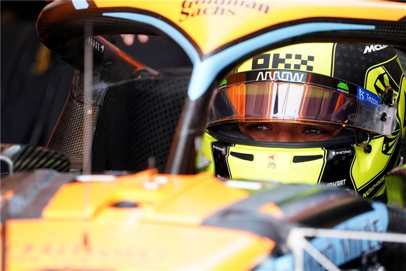 Norris schnappt Verstappen Bestzeit im Formel-1-Training weg Lando Norris hat sich im zweiten Freien Training in der Niederlande die Bestzeit gesichert.