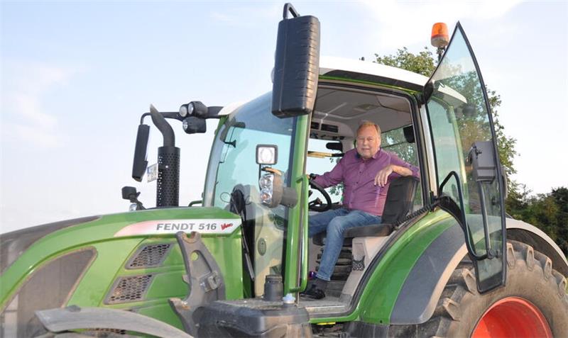 Detlef Vollheyde und sein Leben mit einer neuen Niere Landwirt aus Leidenschaft: Detlef Vollheyde ist überzeugter Biobauer und liebt es, in Weddingen am Steuer seines Treckers zu sitzen.