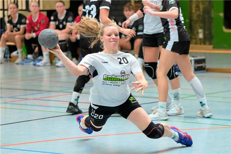 LiSa-Damen wollen den Kleber-Vorteil nutzen Lara Mertins-Oelker ist nicht nur abschlussstark, sondern hat sich in den Augen von Trainer Stephan Schönfeldt auch darin verbessert, ihre Mitspielerinnen in Szene zu setzen. Foto: Drechsler