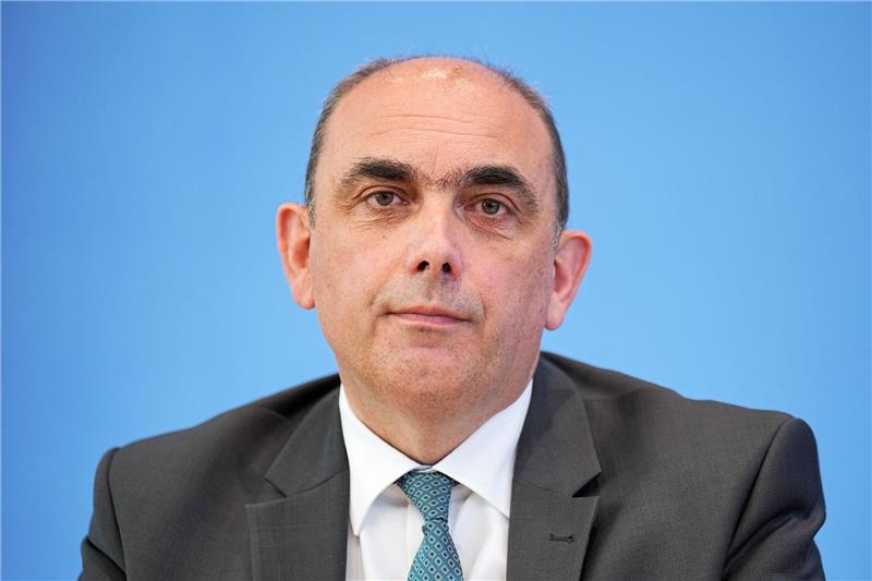 Lars Schaade hat ab morgen kommissarisch das Amt des Präsidenten des Robert Koch-Instituts (RKI) inne.