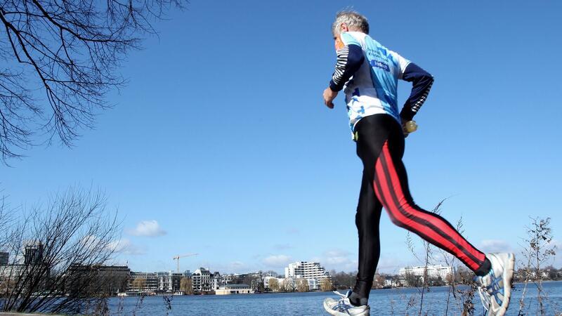 10 Tipps für Läufer, die ihre Fitness steigern wollen Laufen ohne Schnaufen: Wie Jogger das richtige Tempo finden.