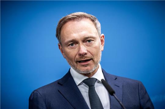 Laut Bundesfinanzminister Christian Lindner ist mit der Strompreis- und die Gaspreisbremse zum Jahresende Schluss.