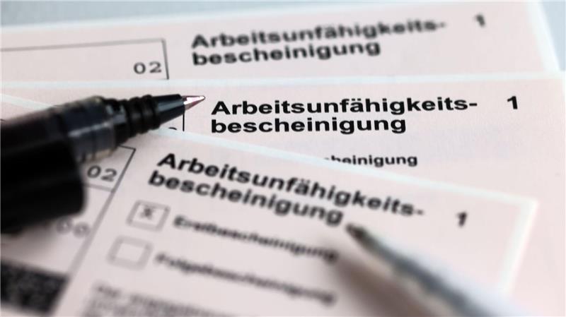 Laut DAK-Gesundheit haben vor allem Beschäftigte im Gesundheitswesen in Niedersachsen mit Arbeitsausfall wegen psychischer Erkrankungen zu kämpfen. (Symbolbild)