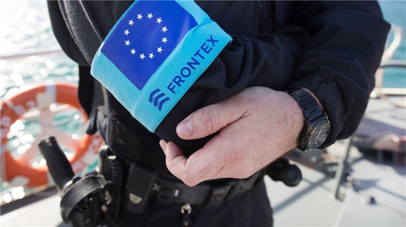 Geflüchtete scheitern mit Klage gegen Frontex vor EU-Gericht Laut EU-Gericht habe Frontex bei den Rückkehraktionen lediglich den Auftrag, die EU-Staaten technisch und operativ zu unterstützen befolgt.