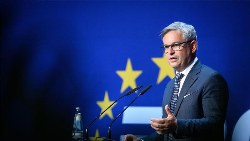 Laut EU-Migrationskommissar Magnus Brunner gibt es bisher keine größeren Bewegungen in Richtung der Außengrenzen Irans. (Archivbild)