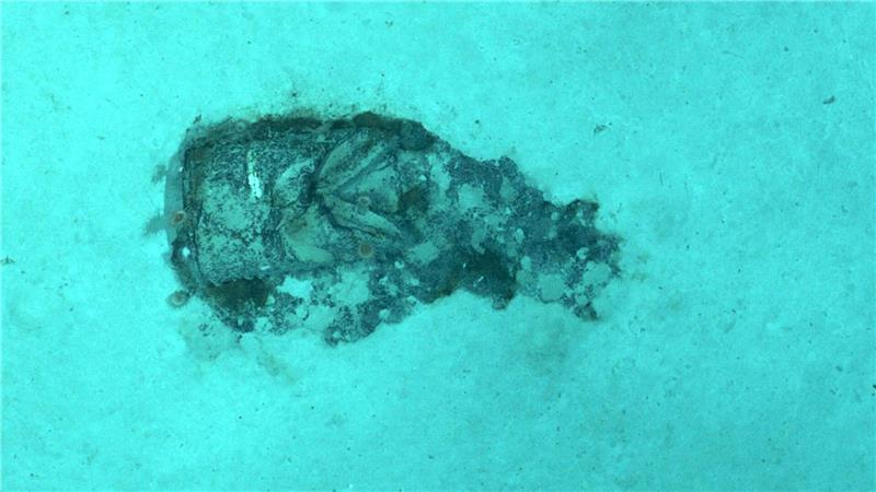 Expedition zeigt: Atommüll-Fässer im Atlantik teils kaputt Laut Fachleuten ist der Zustand der Fässer unterschiedlich – intakt, verformt oder sogar aufgerissen.