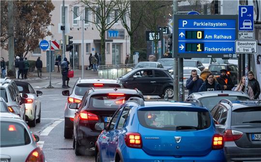 Laut Gewerkschaften und Verbänden soll bei der Verkehrswende Tempo gemacht werden.