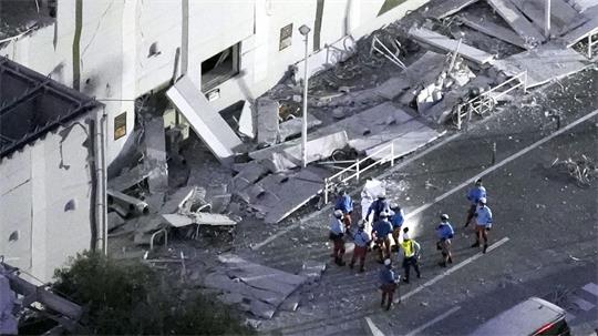 Laut Japans Regierung kamen mindestens 13 Menschen infolge des Bebens ums Leben. 