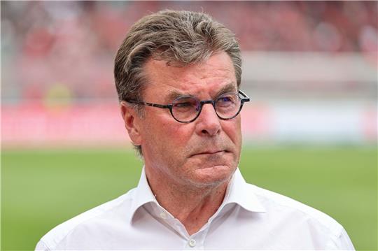 Laut Medienberichten hat sich der 1. FC Nürnberg von Sportvorstand Dieter Hecking getrennt.
