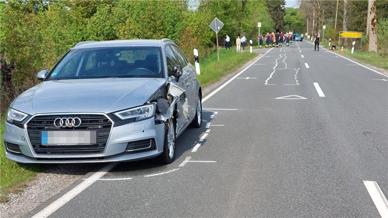 Laut Polizei kam es am Audi zu einem Sachschaden von knapp 20.000 Euro. Foto: Neuendorf