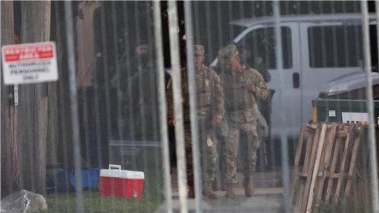 Laut US-Medien waren Nationalgardisten schon im Einsatz.