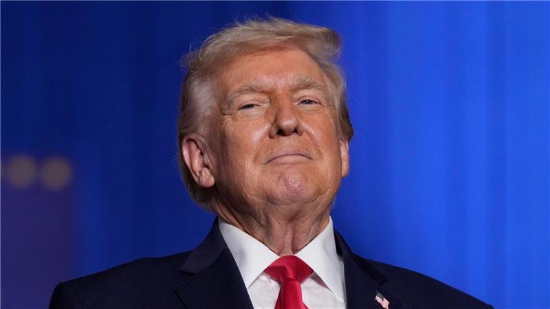 Laut US-Präsident Trump segelt eine „Armada“ Richtung Iran. 