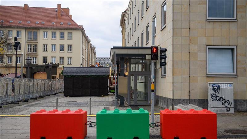 Magdeburg hofft auf Lösung für Weihnachtsmarkt Laut dem Landesverwaltungsamt schaffe der Veranstalter mit dem Weihnachtsmarkt ein potenzielles Anschlagsziel.