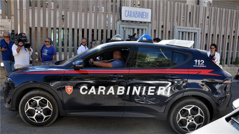 Laut den Carabinieri stehen ein Mann und eine Frau im Verdacht, die Deutsche vorsätzlich getötet zu haben. (Symbolbild)