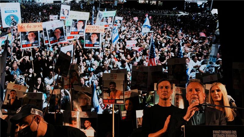 Laut den Organisatoren strömten rund 400.000 Menschen auf den „Platz der Geiseln“.