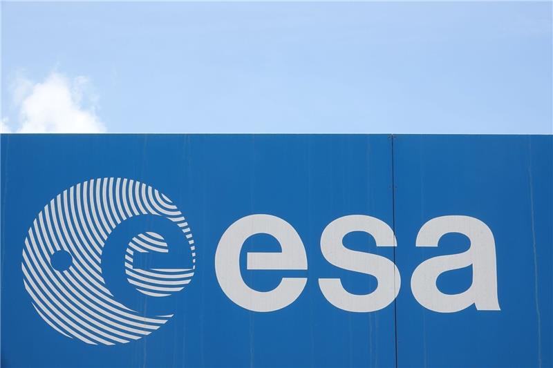 Esa und Nasa: Asteroid fliegt knapp an Erde vorbei Laut der Europäischen Weltraumorganisation fliegt ein Himmelskörper demnächst nah an der Erde vorbei.