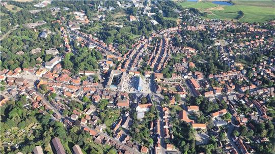 Laut eigener Zahlen hat die Stadt Clausthal-Zellerfeld derzeit 15.249 Einwohner.