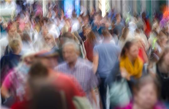 Laut einer neuen Studie hat sich bis zum Jahreswechsel 2021/22 geschätzt rund jeder zehnte Erwachsene in Deutschland mit dem Coronavirus Sars-CoV-2 angesteckt.