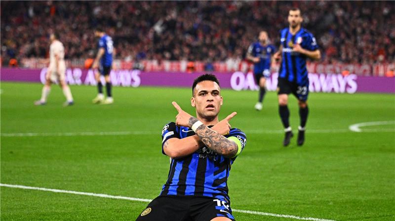 Lautaro Martinez trifft zum 1:0 für Inter Mailand.