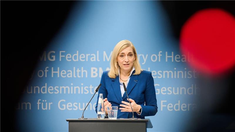 Legt Ministerin Warken jetzt noch schnell neue Vorschläge vor? (Archivbild)