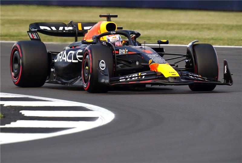 Verstappen rast auch in Silverstone vorneweg Legte in Silverstone auch im zweiten Training die Bestzeit hin: Max Verstappen.
