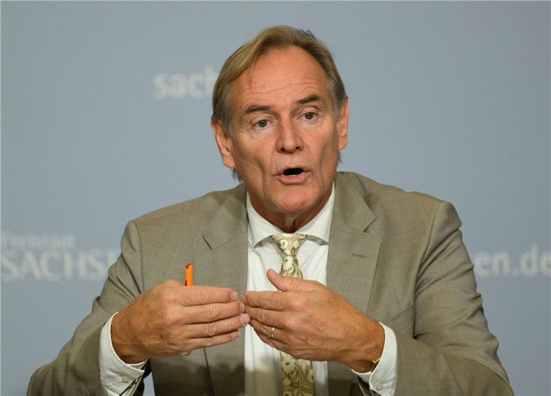 Leipzigs Oberbürgermeister Burkhard Jung ist über die Beschimpfungen entsetzt.