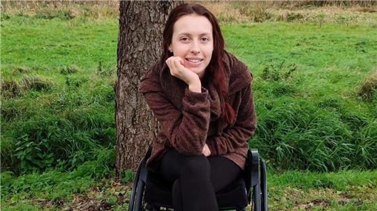 Lena Mennigke ist 27 Jahre alt und kommt aus Klein Ilsede.