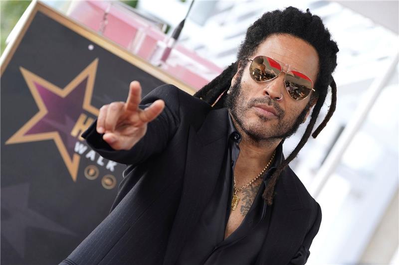Lenny Kravitz mit Stern auf „Walk of Fame” gefeiert Lenny Kravitz schaffte den Durchbruch 1989 mit seinem Album «Let Love Rule».