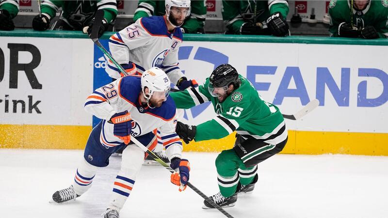 Leon Draisaitl (v) unterlag mit den Oilers bei den Dallas Stars.