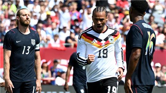 Leroy Sané bejubelt sein Tor bei der WM-Generalprobe gegen die USA. 