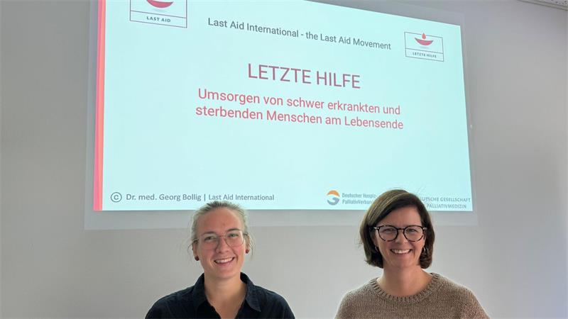 Letzte-Hilfe-Kurse gibt es inzwischen an vielen Orten in Deutschland (Archivbild)