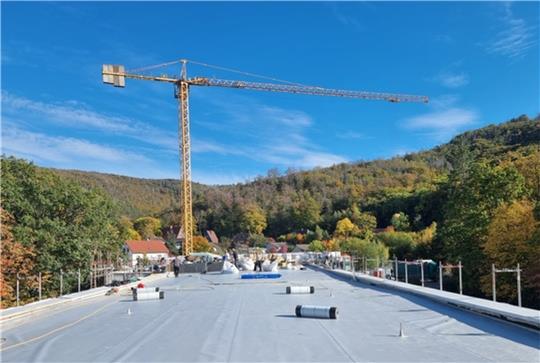 Letzte Züge auf der Baustelle an der Sophienhöhe – Anfang 2023 soll hier ein Pflegezentrum eröffnen. Foto: Carestone