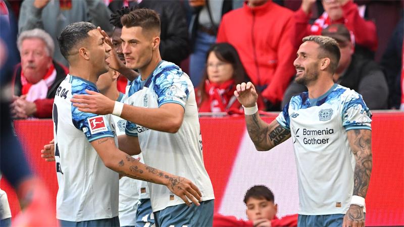 Leverkusen jubelt über einen Sieg in Mainz.