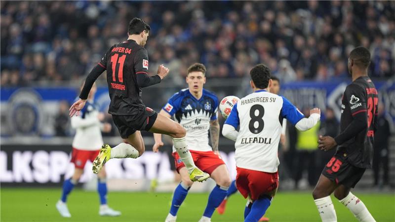 Leverkusens Martin Terrier verpasste mit seinem Lattentreffer das 1:0 beim HSV.