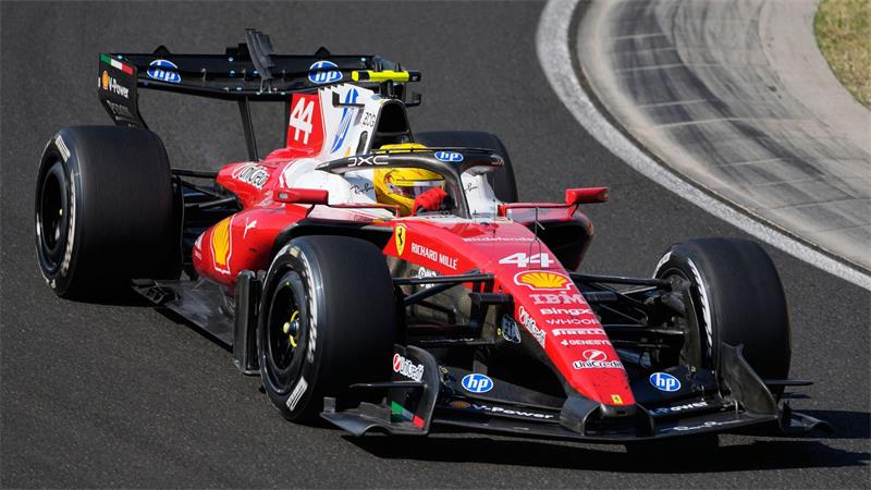 Lewis Hamilton muss sein Strafenregister in den Griff kriegen.